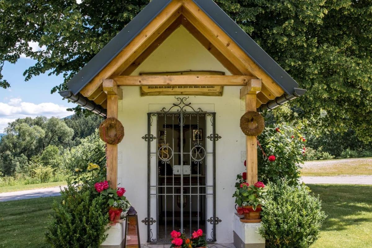 Huette Zum Verlieben Gurk Exterior foto